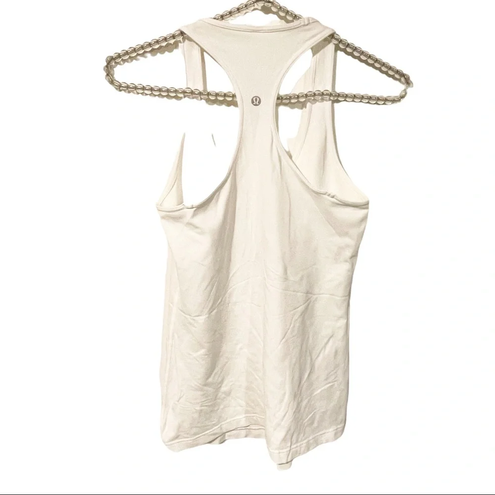 Lululemon Size 6 Racerback Womens White Ritual‎ Babe Athletic Tank